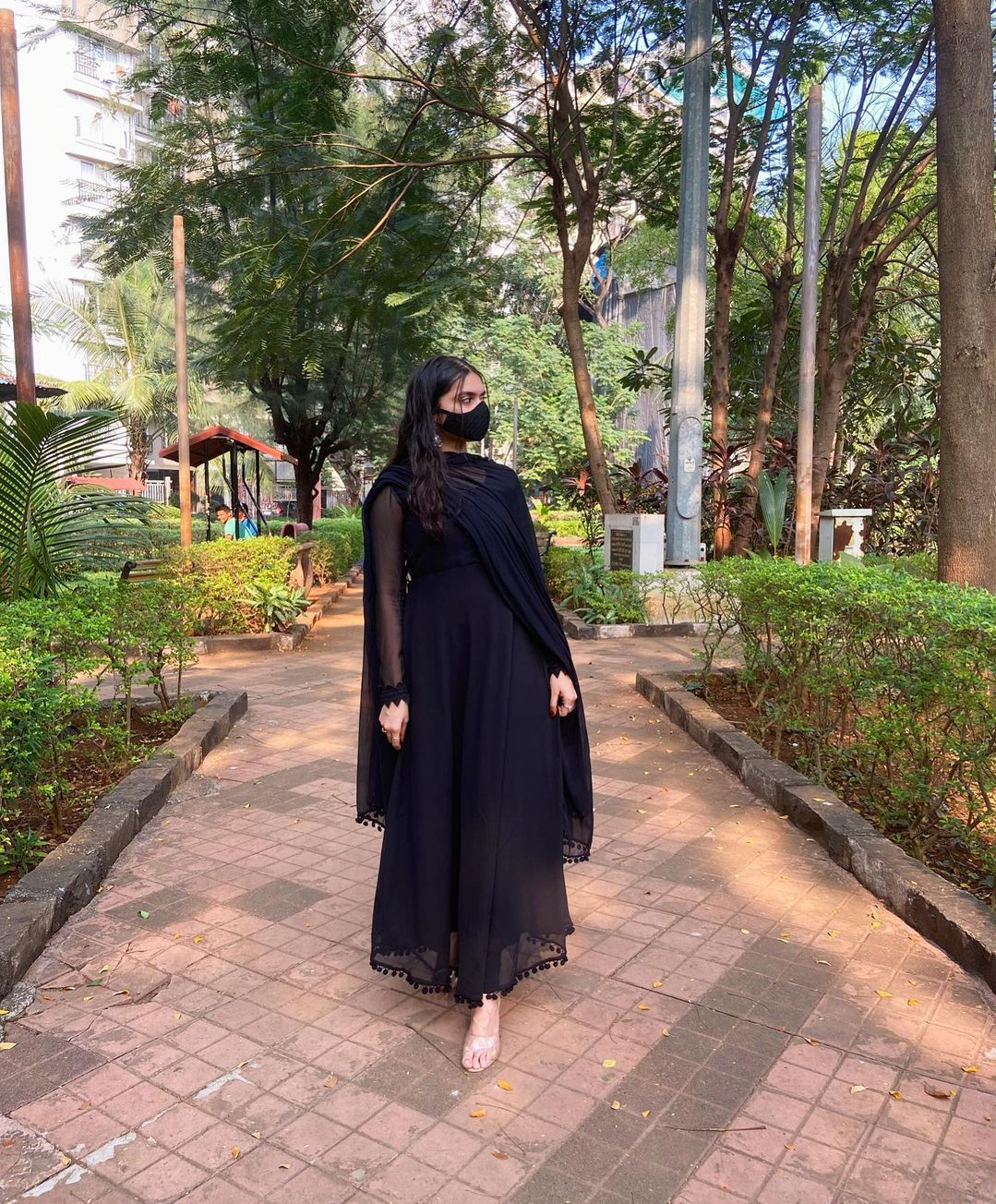 Mahira Khan Inspired Dress By Humsafar ( Iconic Dress )