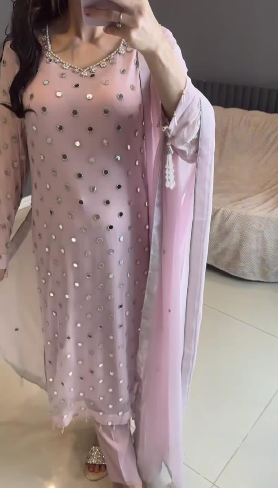 Hoorain : Luxe Outfit