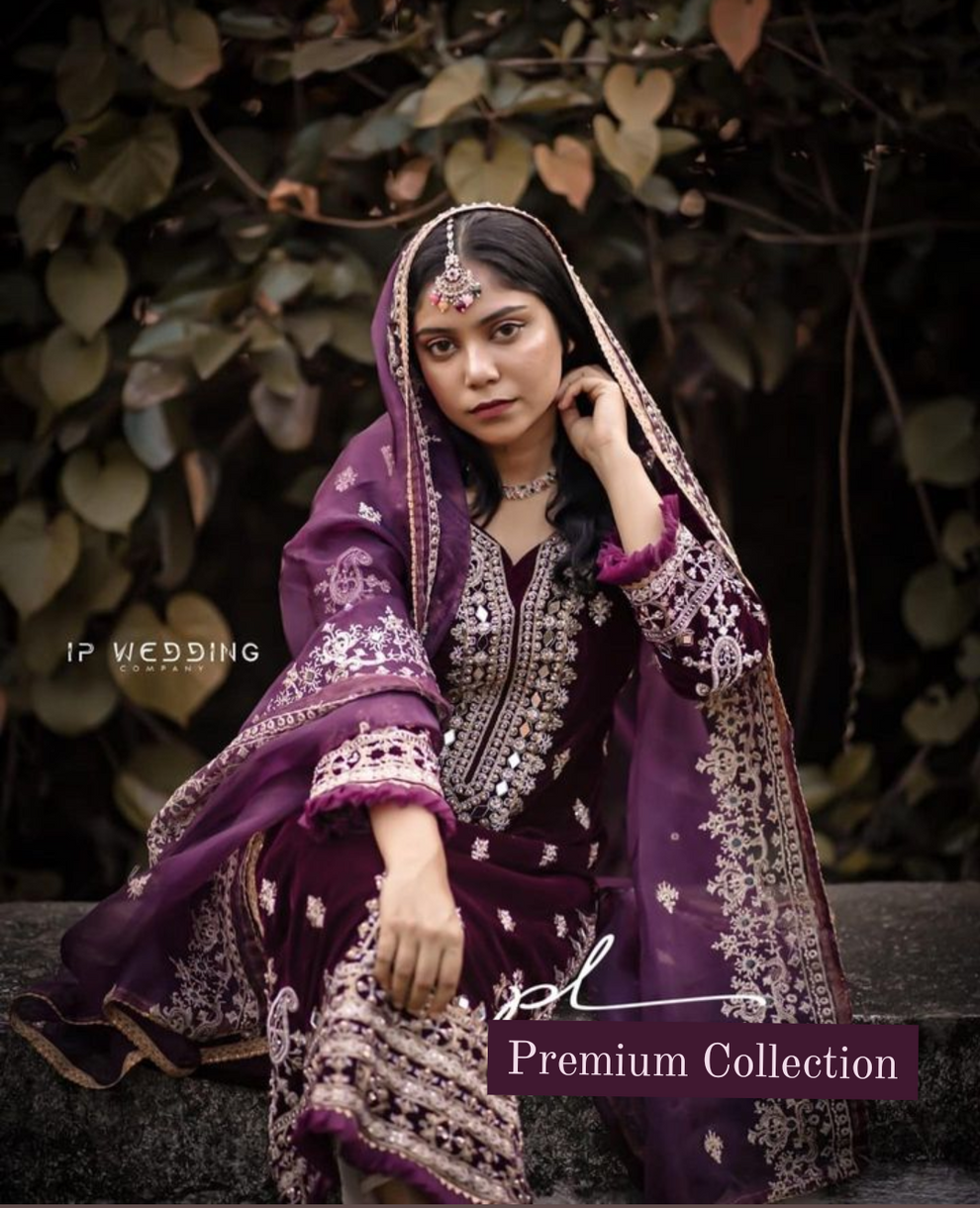 Mirror Velvet Collection