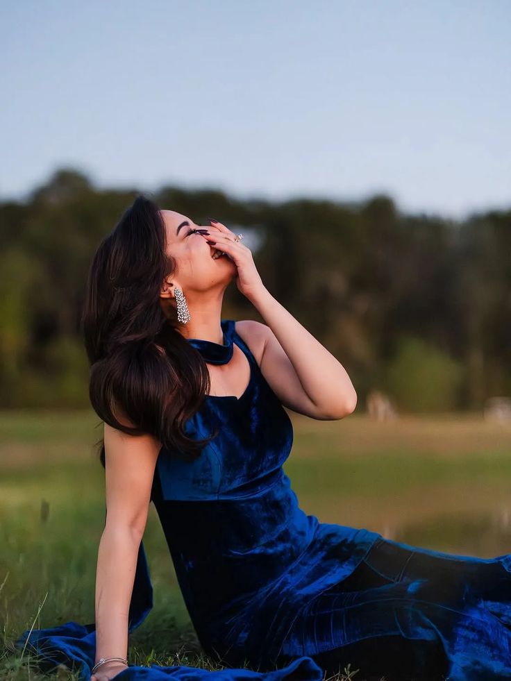 Hania Amir Inspired Velvet Outfit By The Elite Fashion