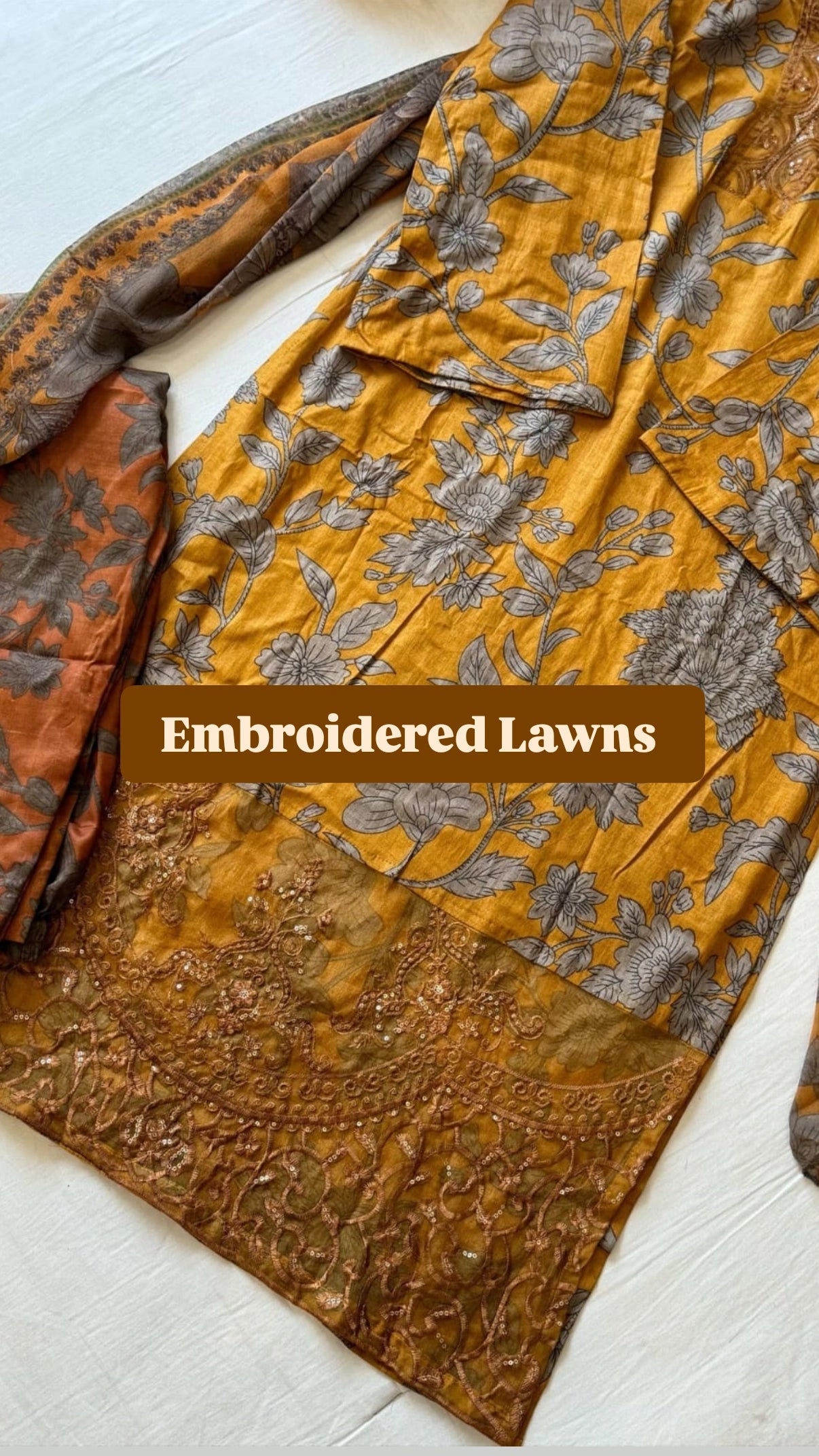 Formal Cotton Suit Featuring Embroidered Patches