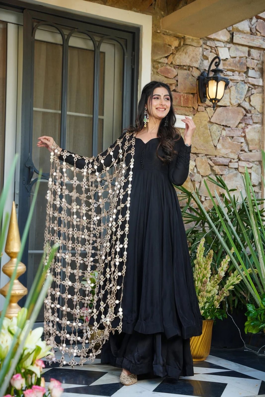 Posheeda Sheesh Affordable Dupatta