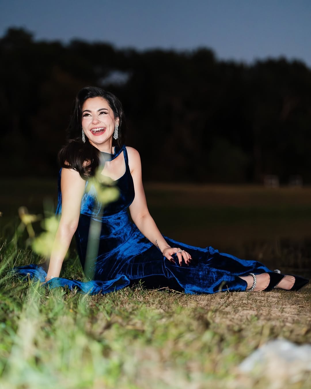 Hania Amir Inspired Velvet Outfit By The Elite Fashion