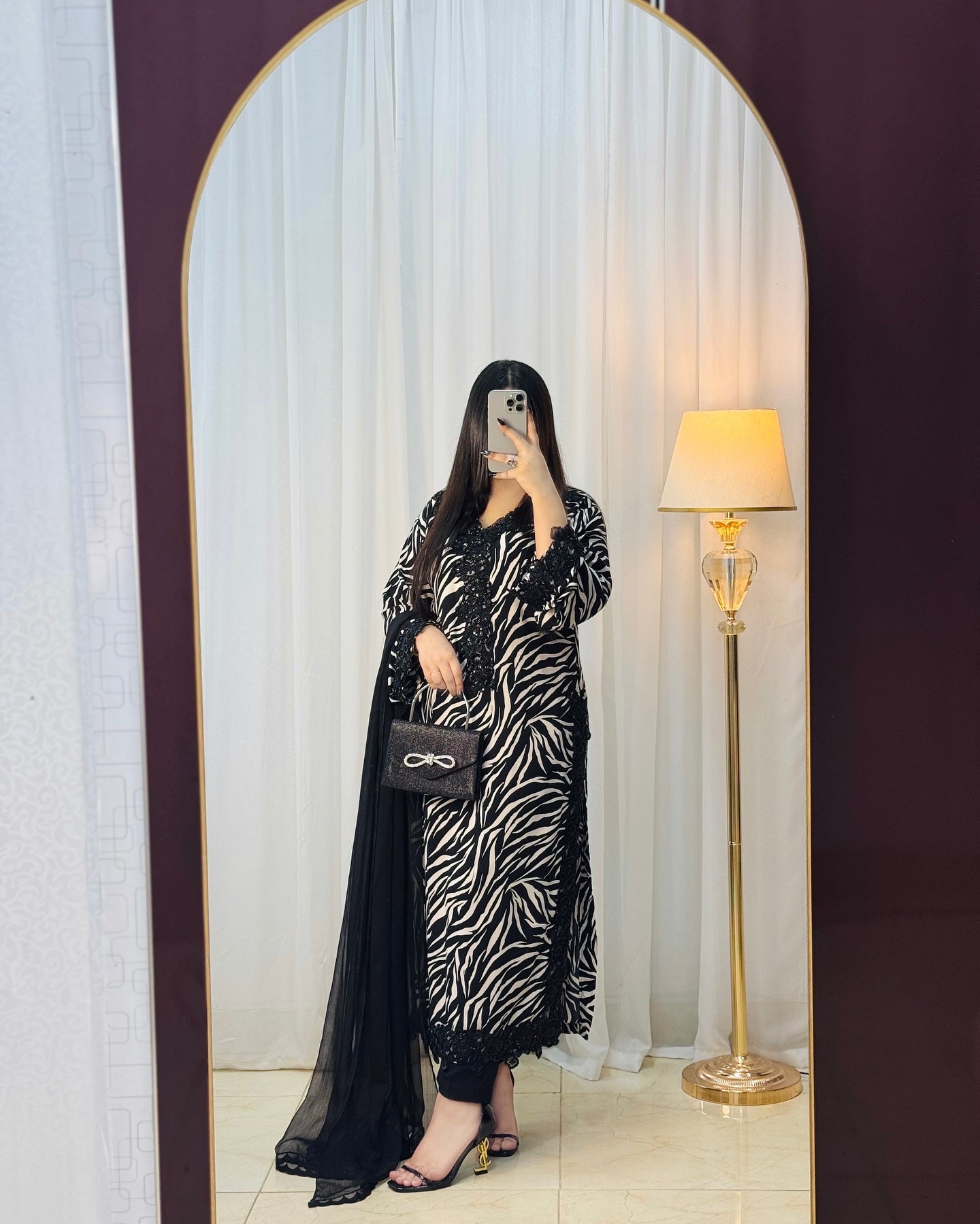 Zebra Elegance