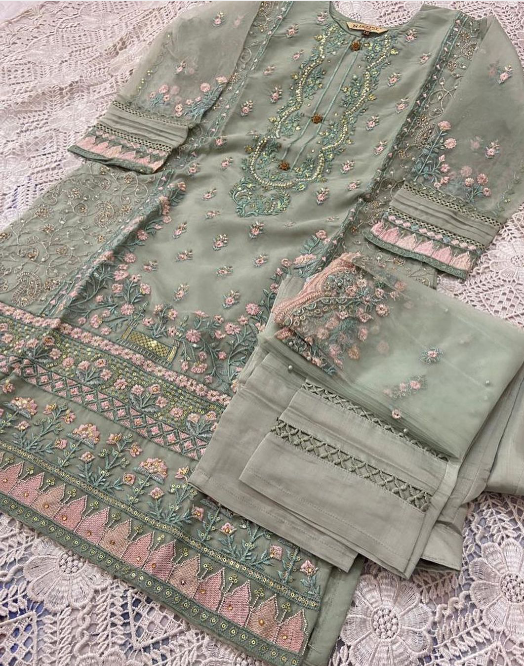 Pret Collection