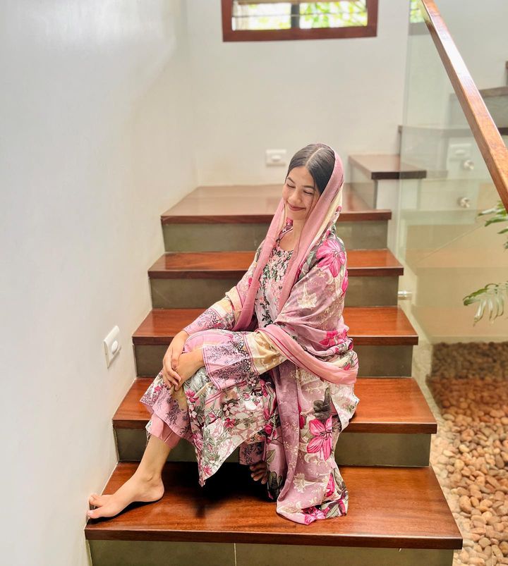 Lawn Collection